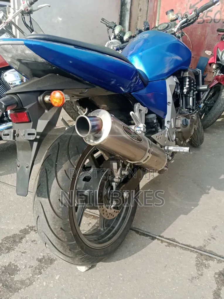 Kawasaki Z750 2016 Blue