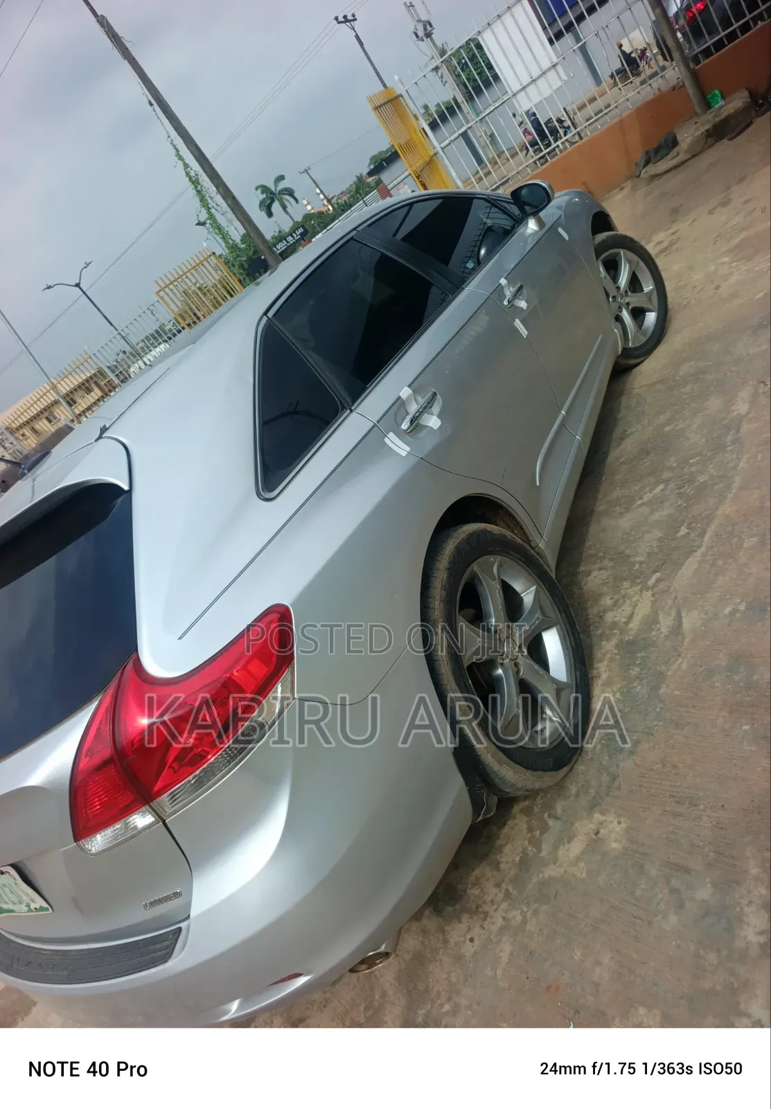 Toyota Venza 2011 Silver