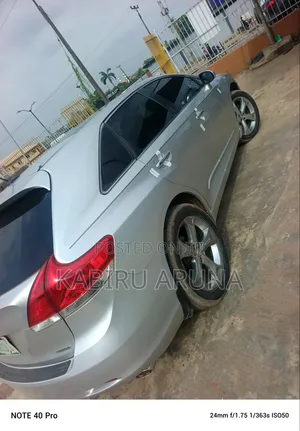 Toyota Venza 2011 Silver