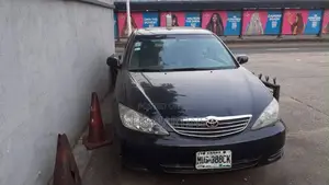Toyota Camry SE V6 4dr Sedan (3.3L 6cyl 5A) 2006 Black