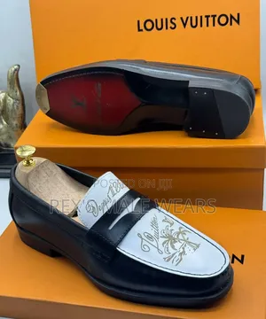 Classic Louis Vuitton Shoes for Men