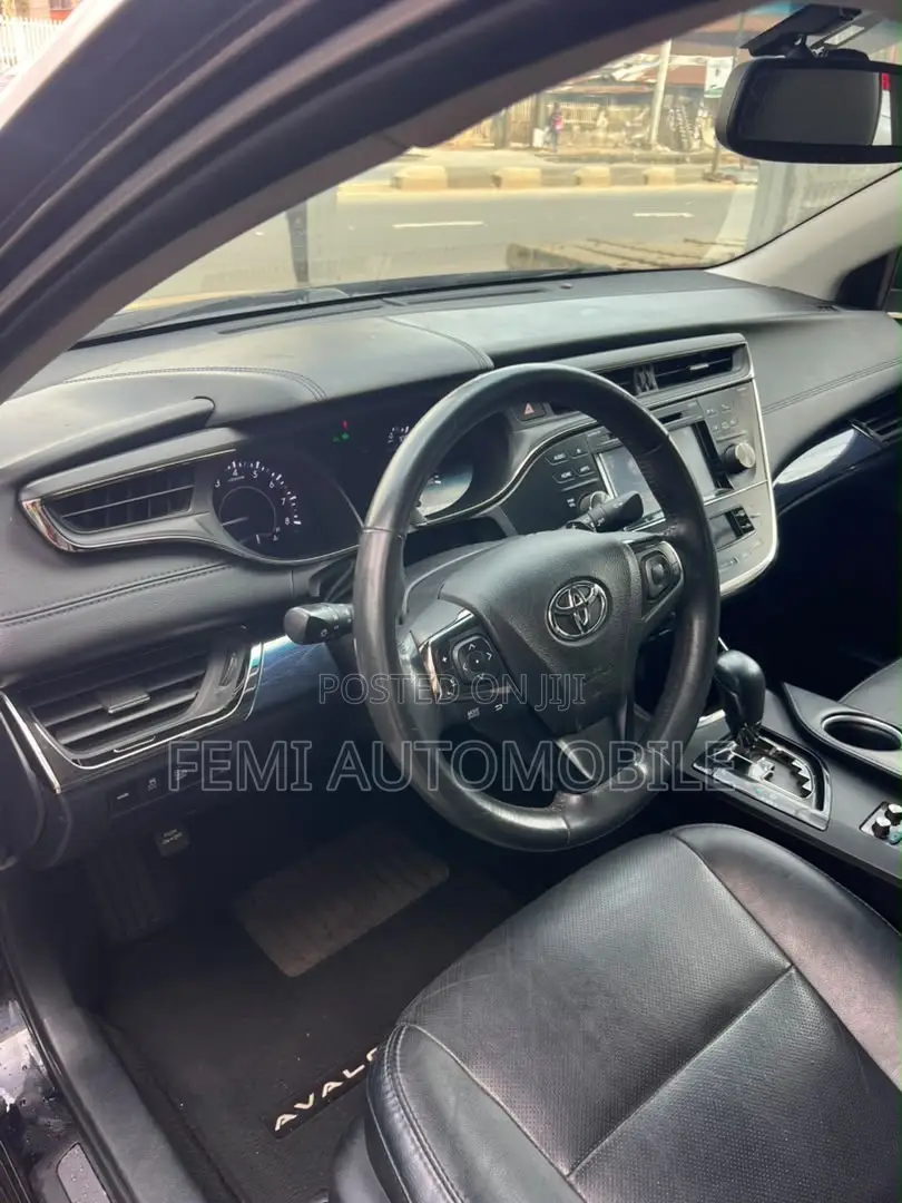 Toyota Avalon 2014 Black