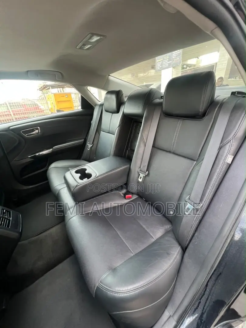 Toyota Avalon 2014 Black