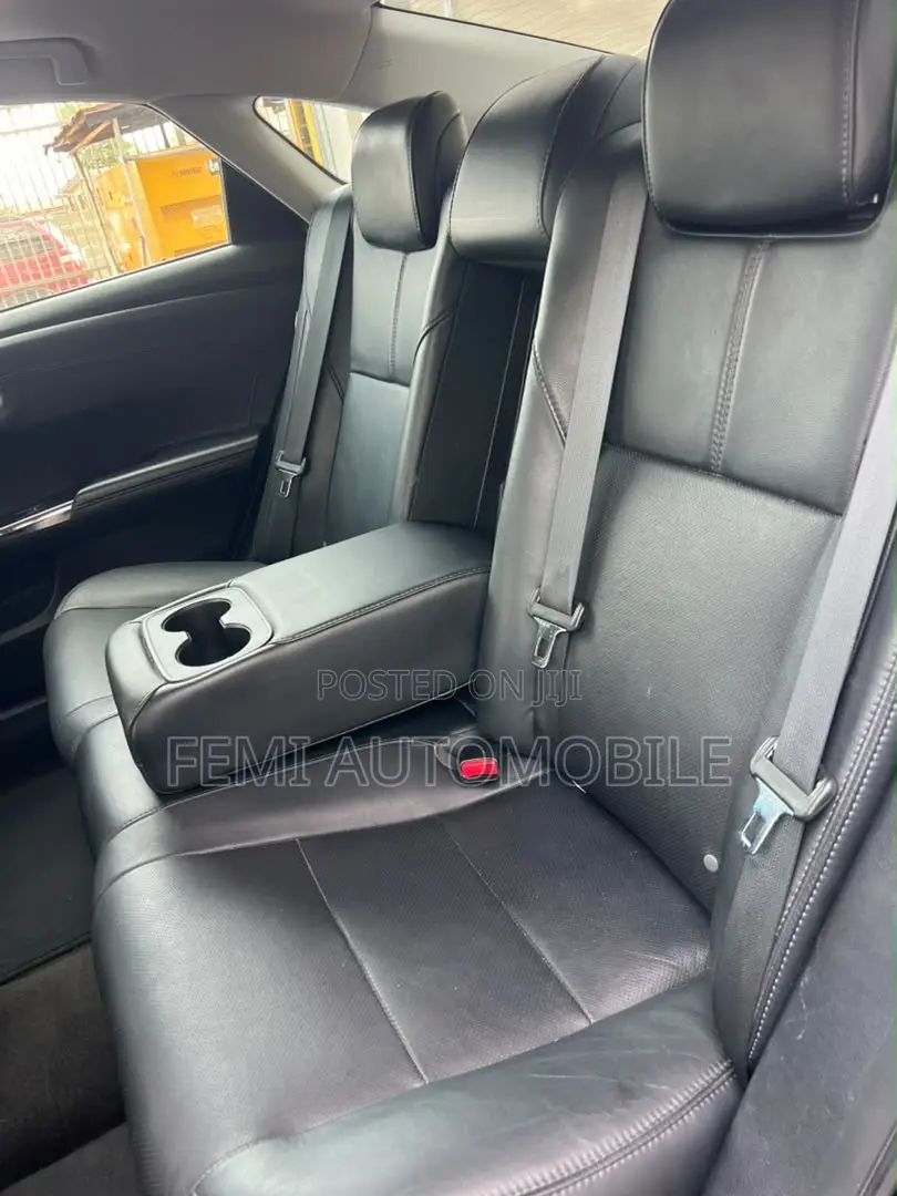 Toyota Avalon 2014 Black