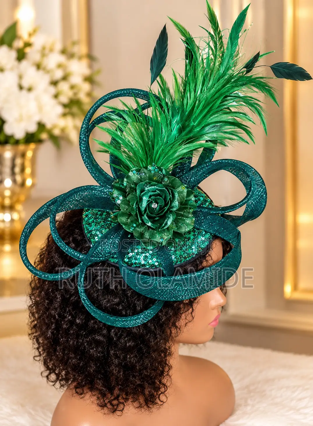 Exquisite Fascinator