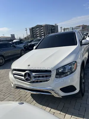 Mercedes-Benz GLC-Class 2017 White