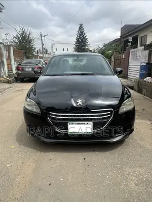 Peugeot 301 2014 Black