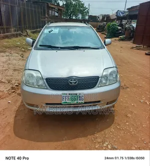 Toyota Corolla 2004 Silver