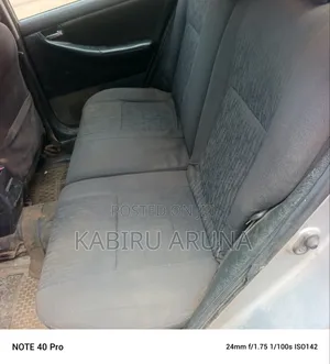 Toyota Corolla 2004 Silver