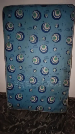 Fairly Used 8-Inch Mouka Comfy Mattress