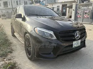 Mercedes-Benz GLE-Class 2017 Black