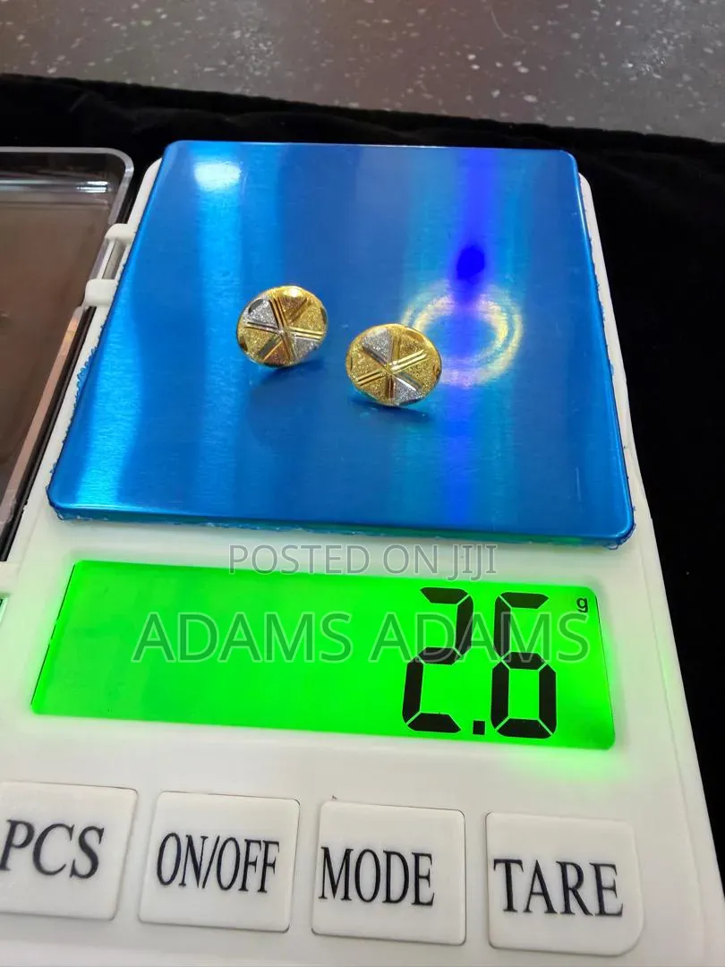 Earing Available Send Your DM