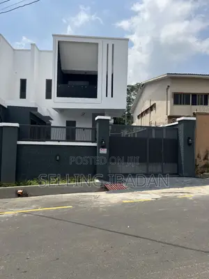 4bdrm Duplex in Bodija for sale