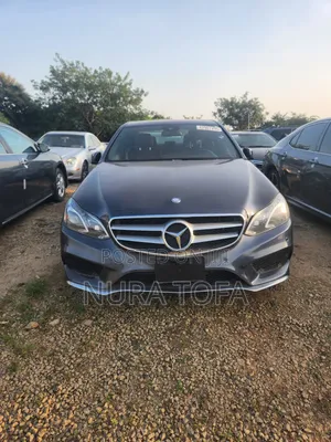 Mercedes-Benz E350 Base 4Matic Sedan AWD (3.5L 6cyl 7A) 2016 Gray