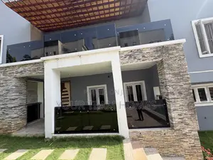 5bdrm Duplex in Asoroko, Asokoro for rent