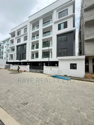 2bdrm Apartment in Lekki Phase 1 for sale