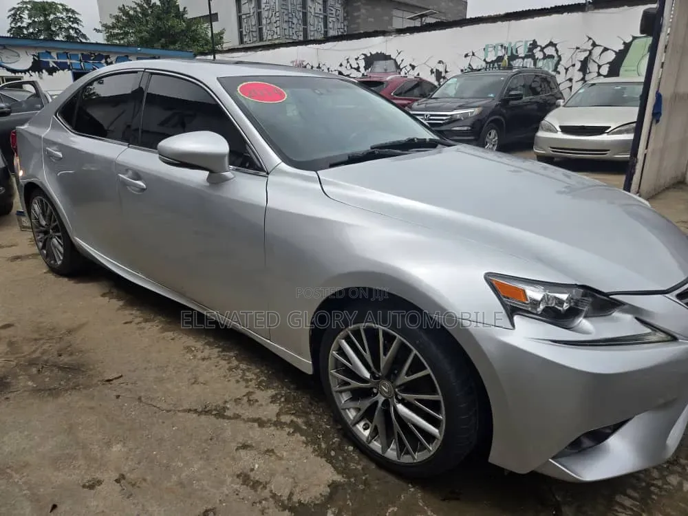 Lexus IS 2014 Silver