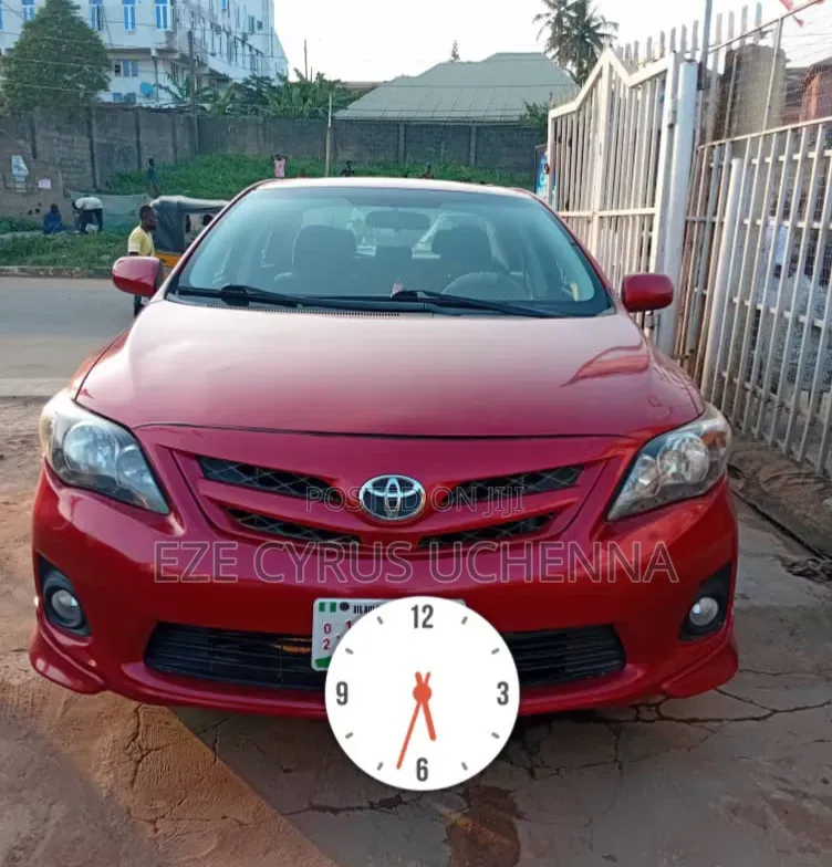 Toyota Corolla 2012 Red