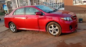 Toyota Corolla 2012 Red