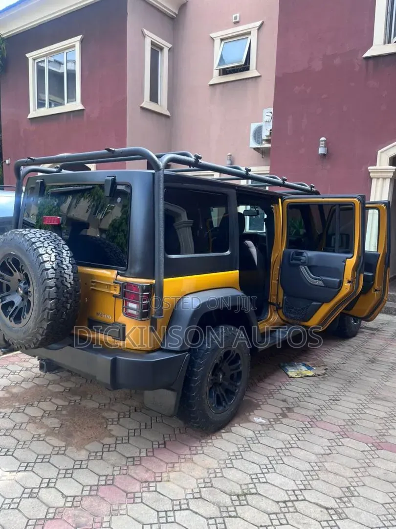 Jeep Wrangler 2015 Orange