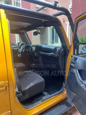 Jeep Wrangler 2015 Orange