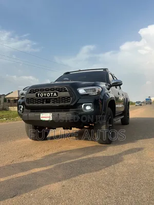 Toyota Tacoma 2019 Black