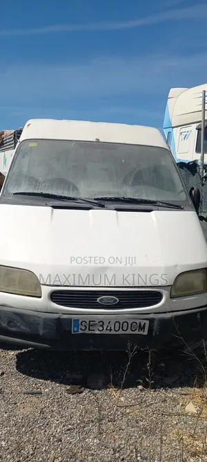 Ford Transit 2000 White