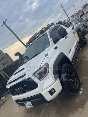 Toyota Tundra 2012 White