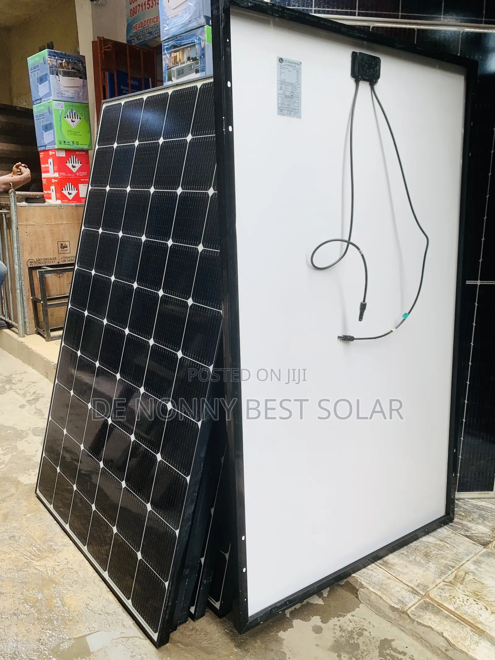 350watts LG Solar Panel
