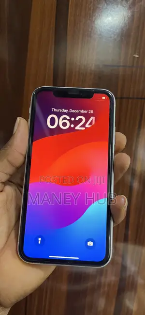 Apple iPhone XR 64 GB White