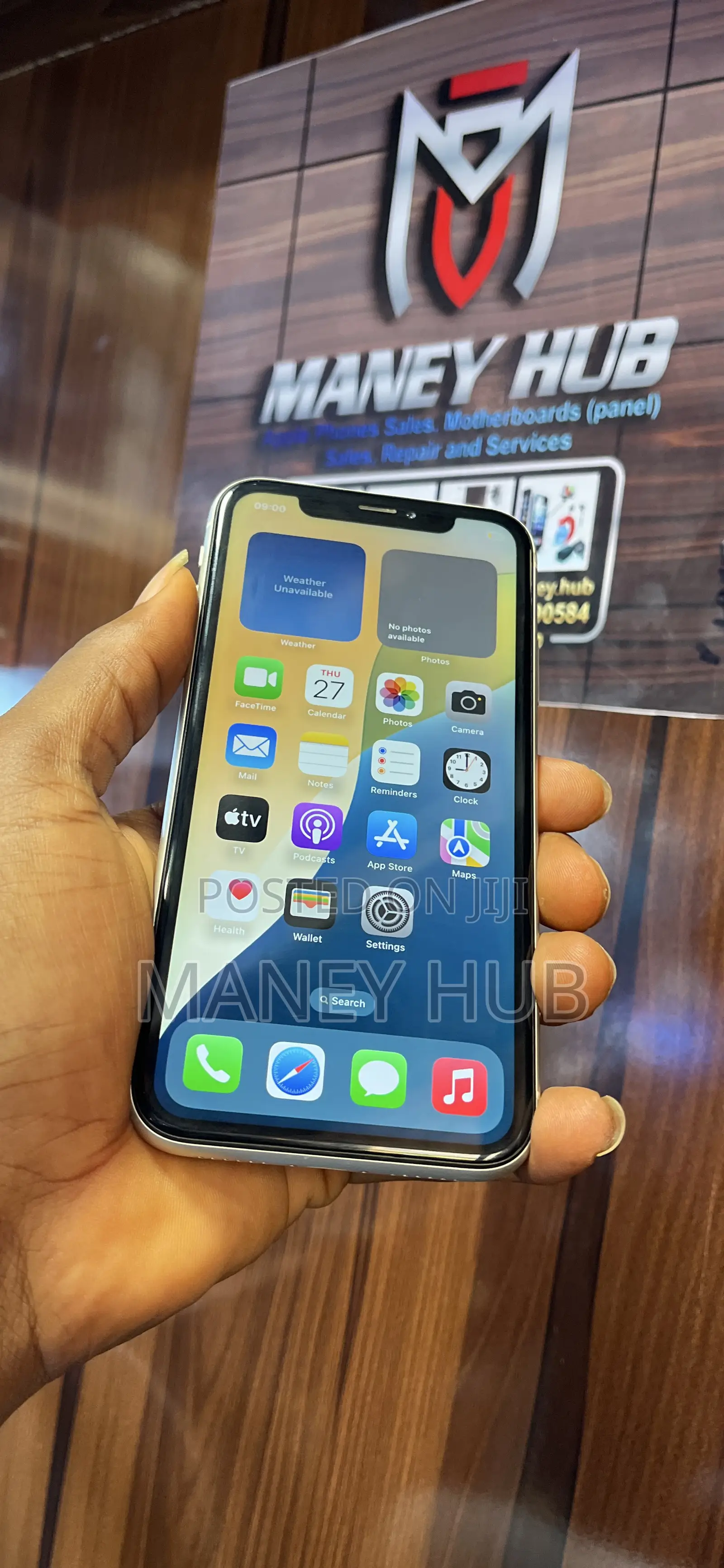Apple iPhone XR 64 GB White
