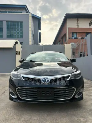 Toyota Avalon XLE 4dr Sedan (3.5L 6cyl 6A) 2014 Black
