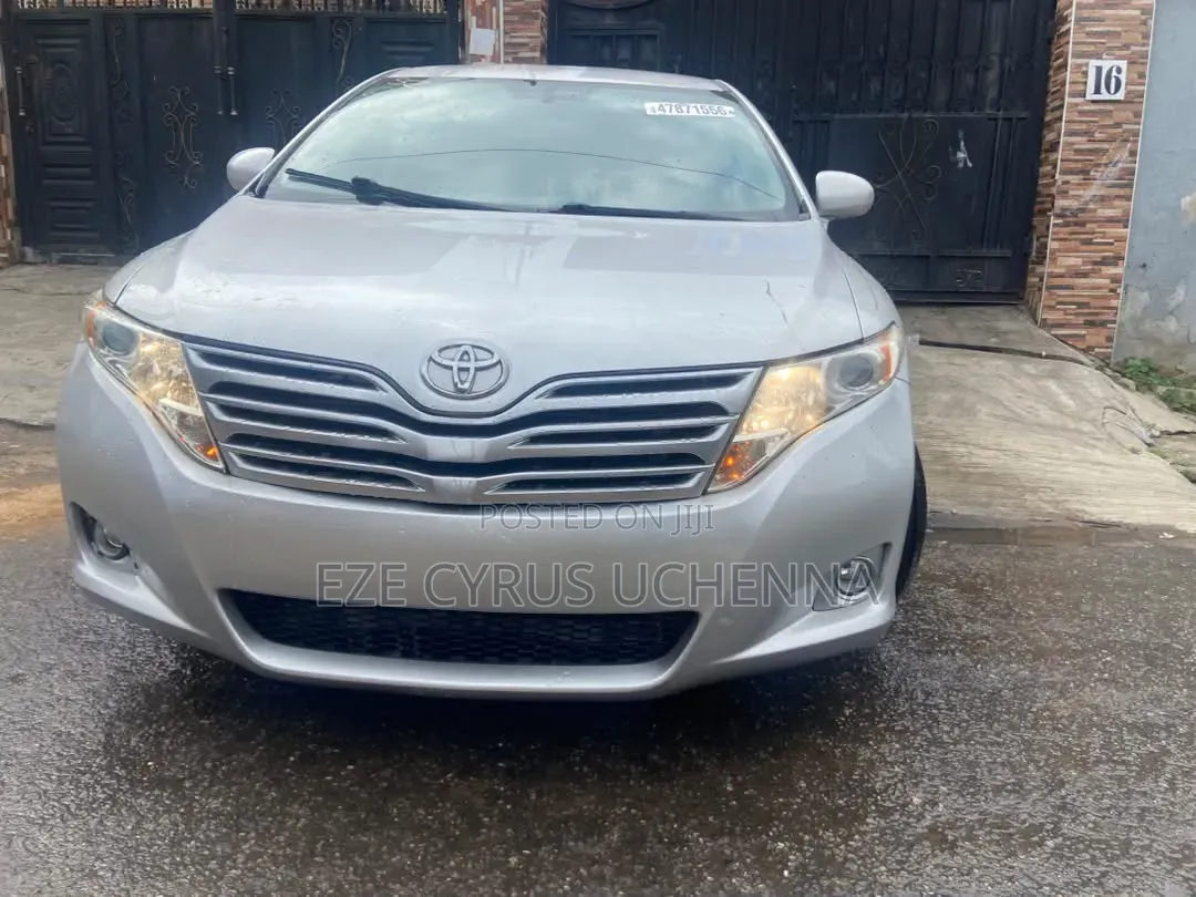 Toyota Venza 2012 Silver