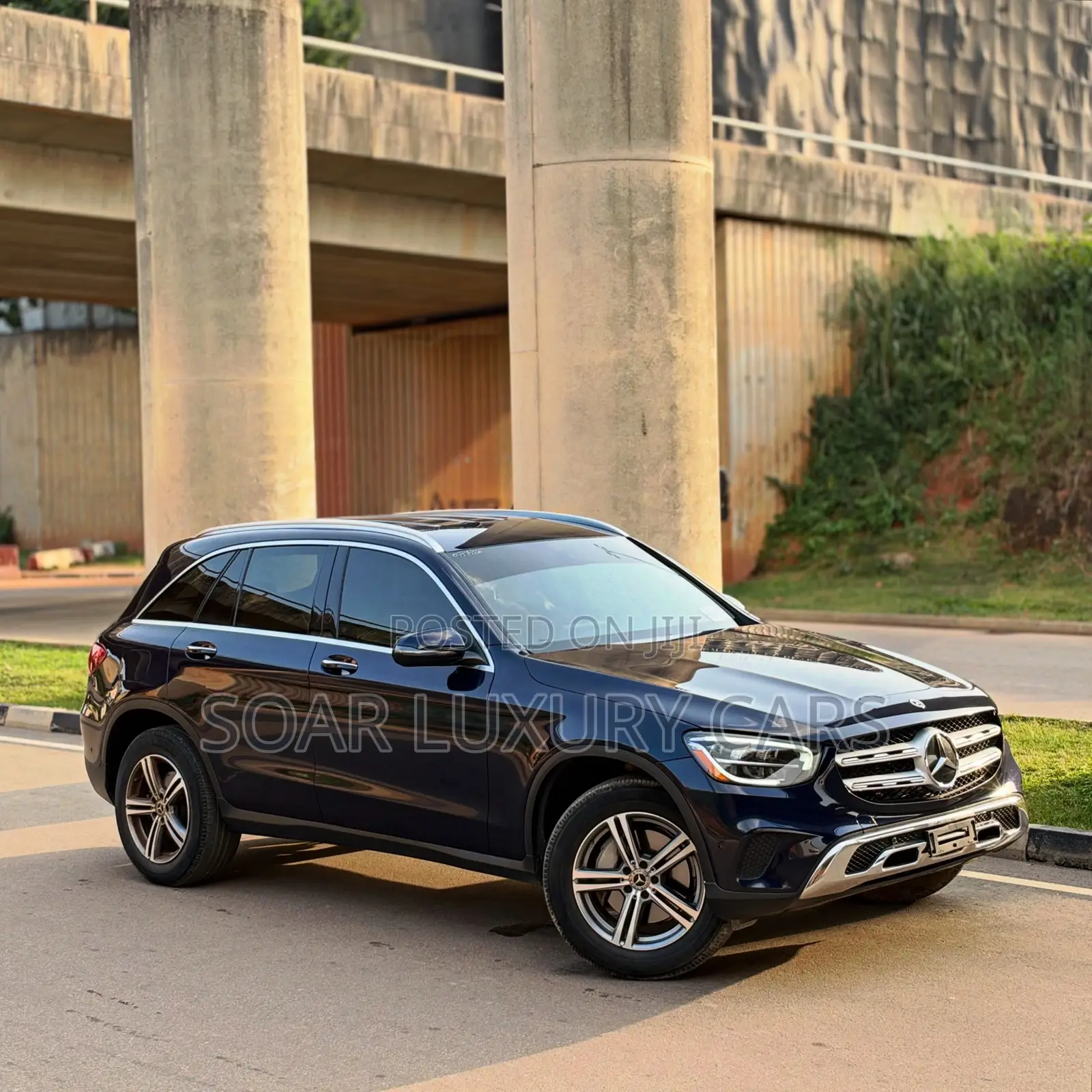 Mercedes-Benz GLC-Class 2021 Blue
