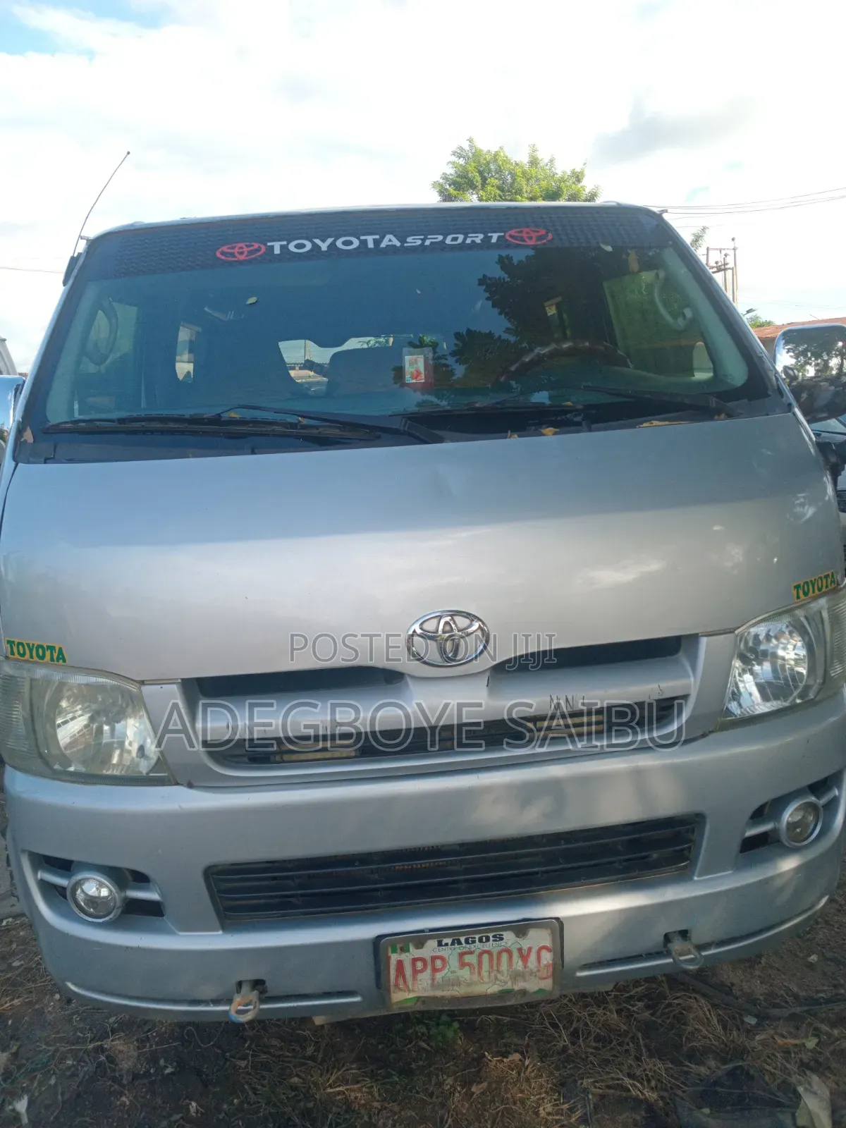 Toyota HiAce 2011 Grey