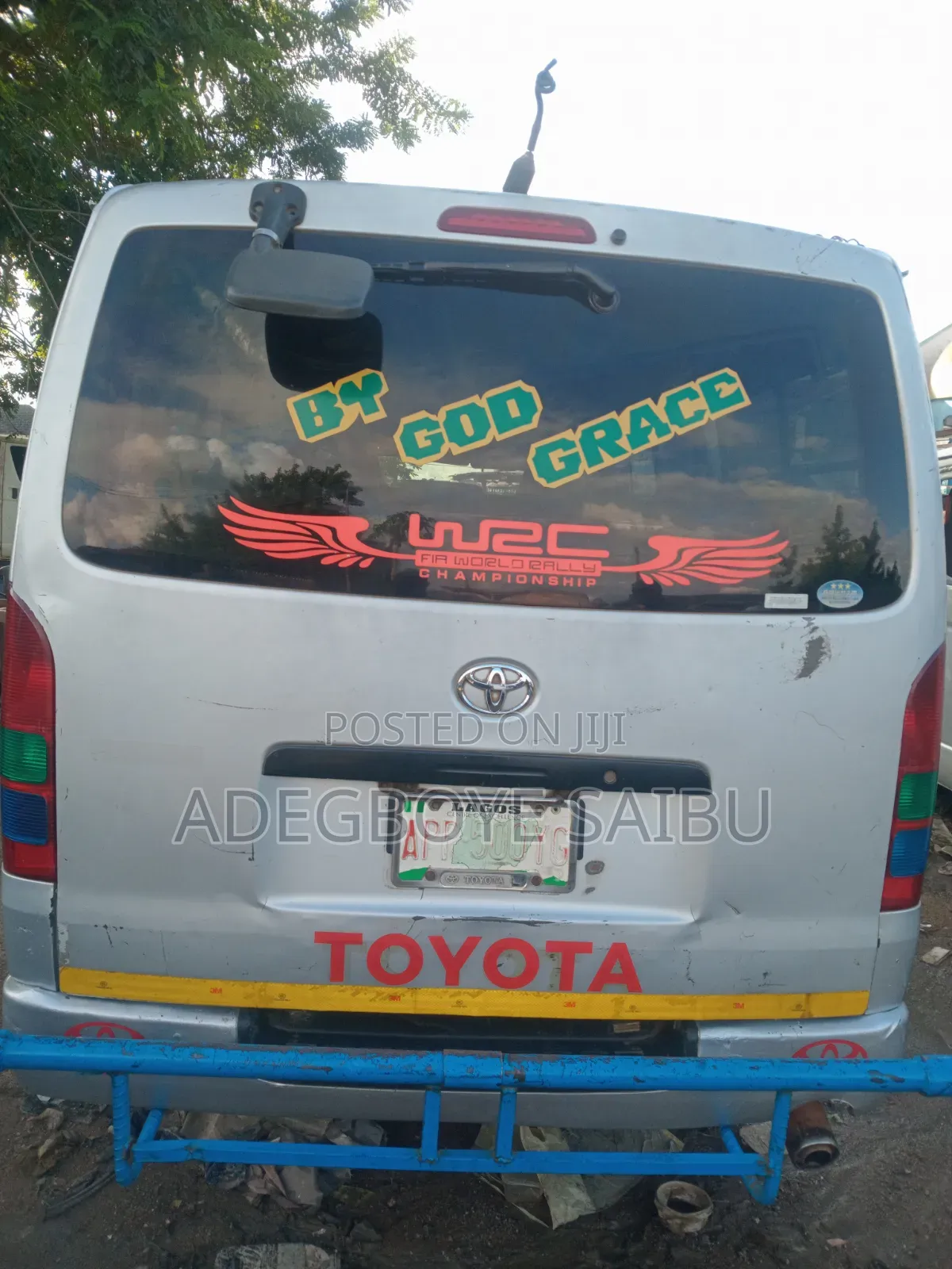 Toyota HiAce 2011 Grey