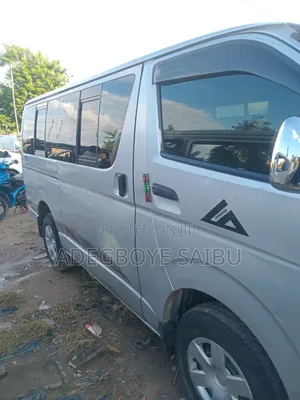Toyota HiAce 2011 Grey