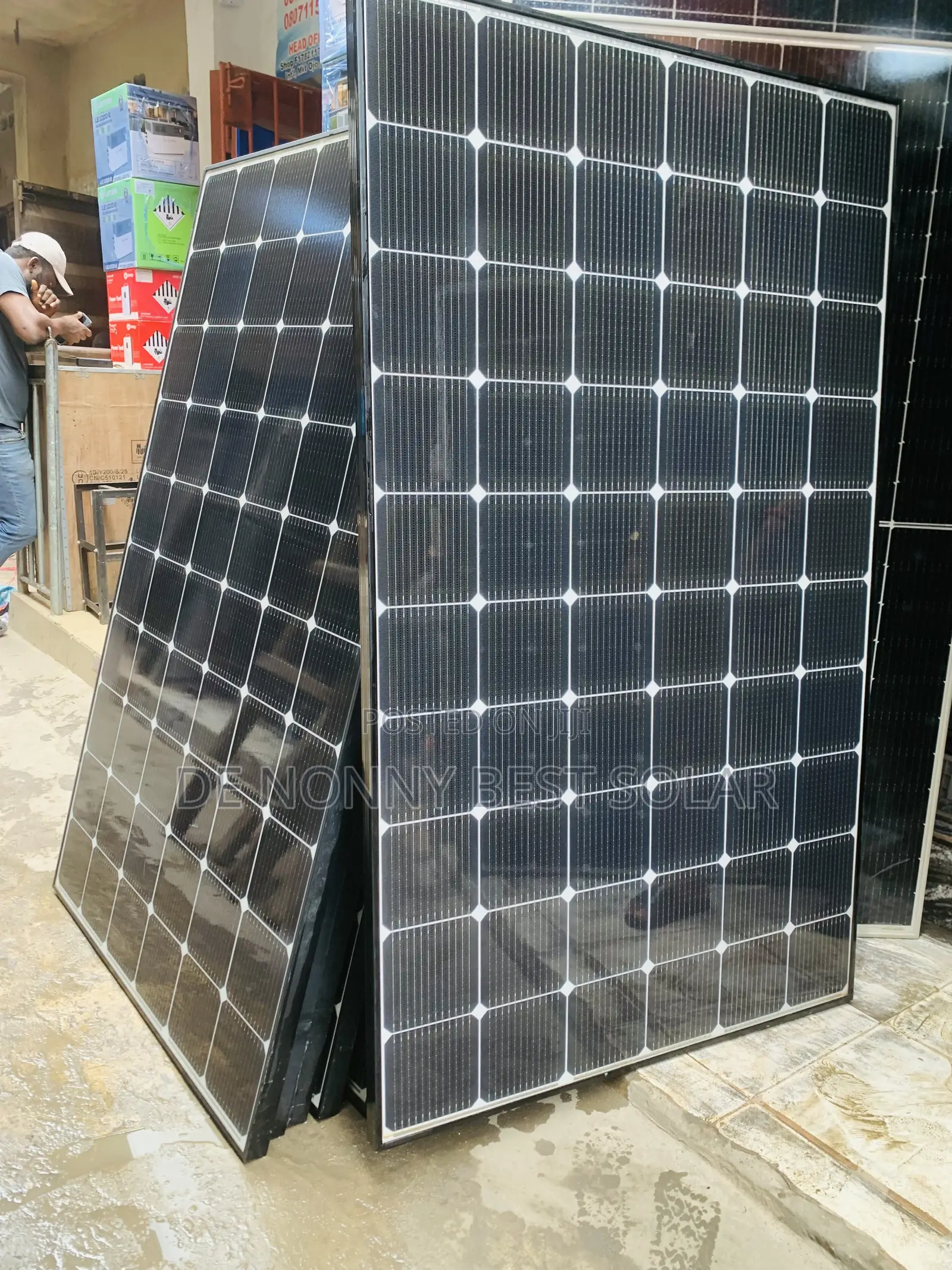 350watts LG Solar Panel