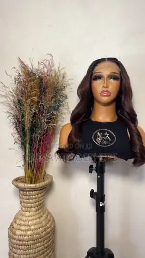 Wig Blanche