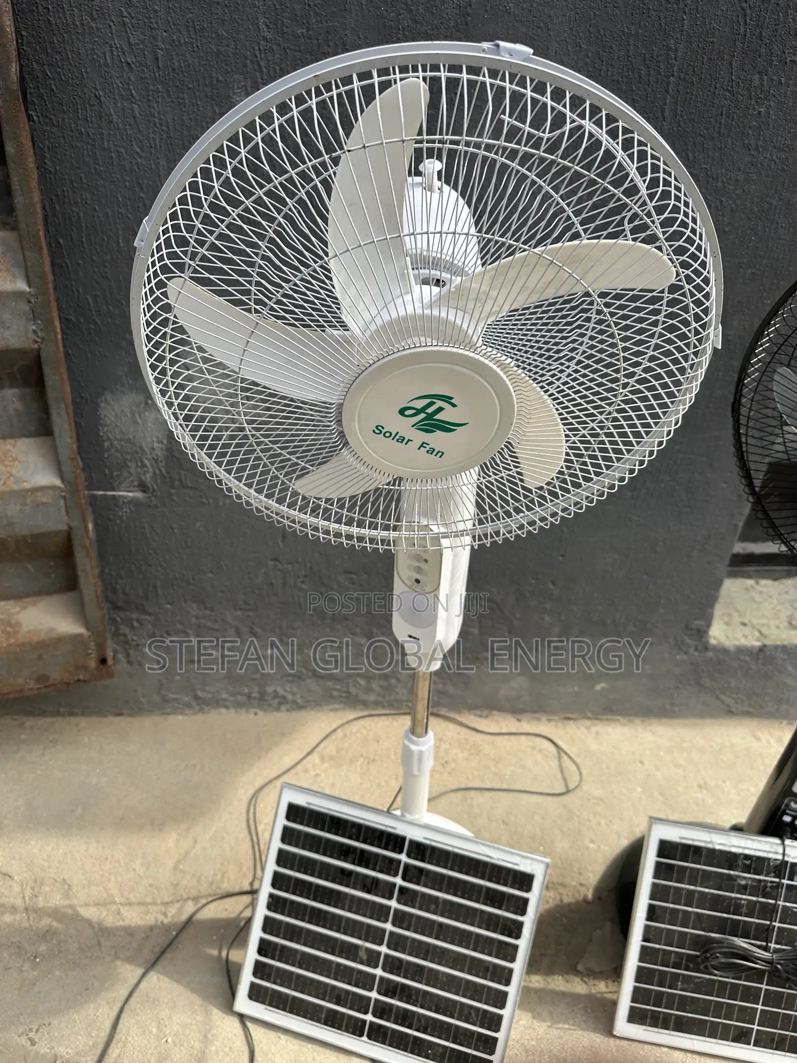 16inches Solar ,AC and Dc Fan Remote Control