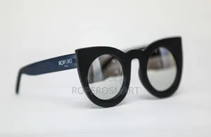Black Oversized Cat-Eye Sunglasses – Ropero by LC