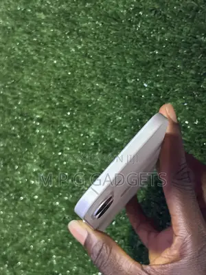 Apple iPhone 16 Plus 128 GB White