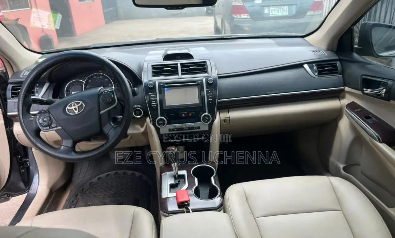 Toyota Camry 2013 Gray