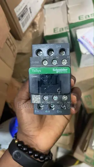Original Schneider D32 Contactor