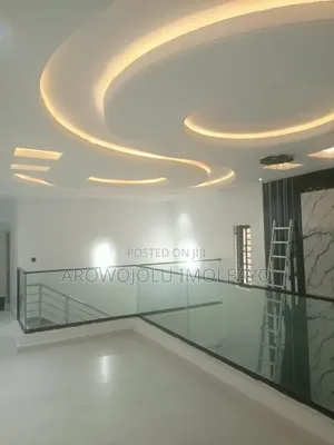 4bdrm Duplex in Oluyole Estate for sale