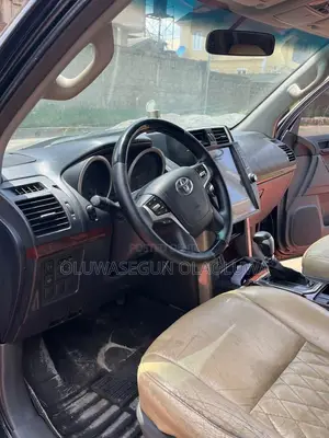 Toyota Land Cruiser Prado 4.0 Petrol TX 2012 Black
