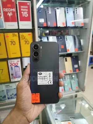 Itel City 200 128 GB Black