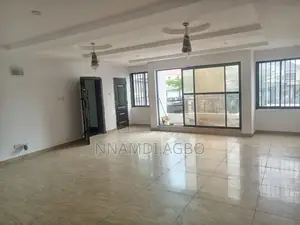 4bdrm Duplex in Chevron for rent