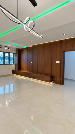 2bdrm Block of Flats in Apo Resettlement for sale