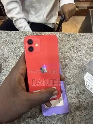 Apple iPhone 12 128 GB Red